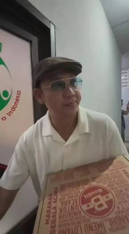 Denny Sumargo jenguk Onad di panti rehabilitasi © Instagram