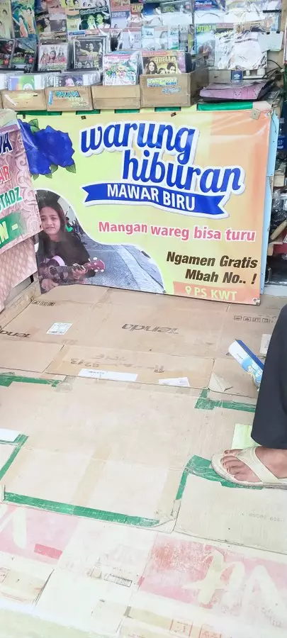 spanduk jualan bahasa jawa © Twitter spanduk jualan bahasa jawa © Twitter