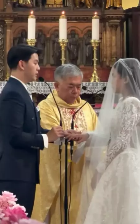 pemberkatan nikah Brisia Jodie © berbagai sumber pemberkatan nikah Brisia Jodie © berbagai sumber