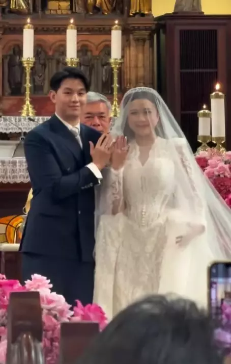 pemberkatan nikah Brisia Jodie © berbagai sumber pemberkatan nikah Brisia Jodie © berbagai sumber