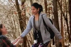 100 Kata-kata mutiara sahabat sejati yang menguatkan, bantu kamu bertahan di momen-momen sulit