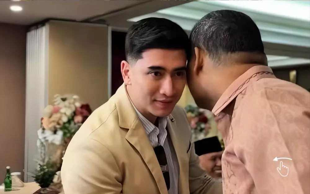 pejabat hadiri resepsi anak petinggi kader PAN © berbagai sumber