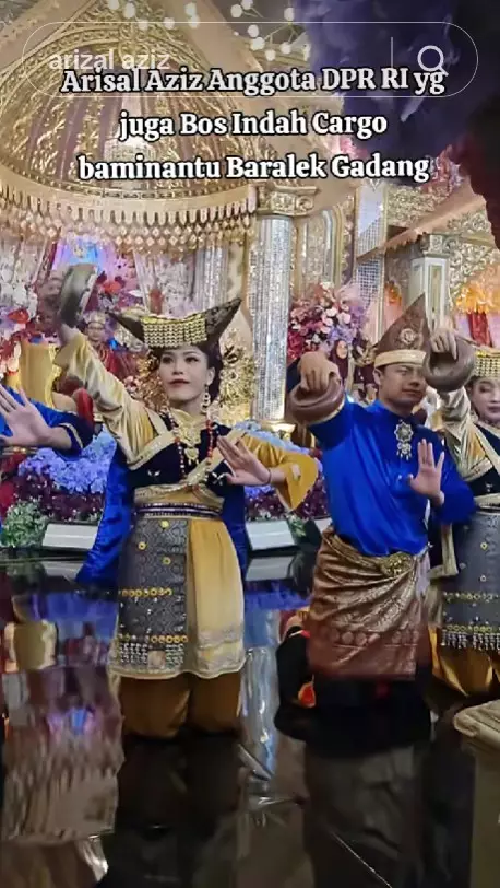 pejabat hadiri resepsi anak petinggi kader PAN © berbagai sumber