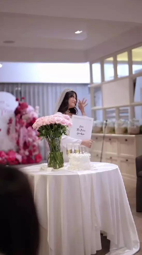 potret bridal shower selebgram Hanum Mega © Instagram