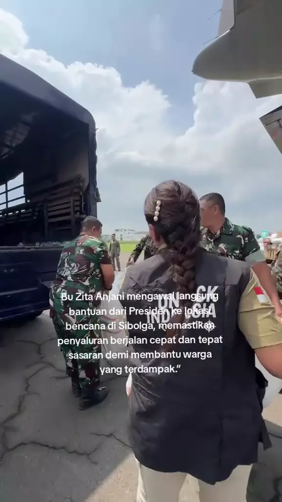 Zita Anjani terjun ke lokasi korban banjir Sumatra © 2025 brilio.net