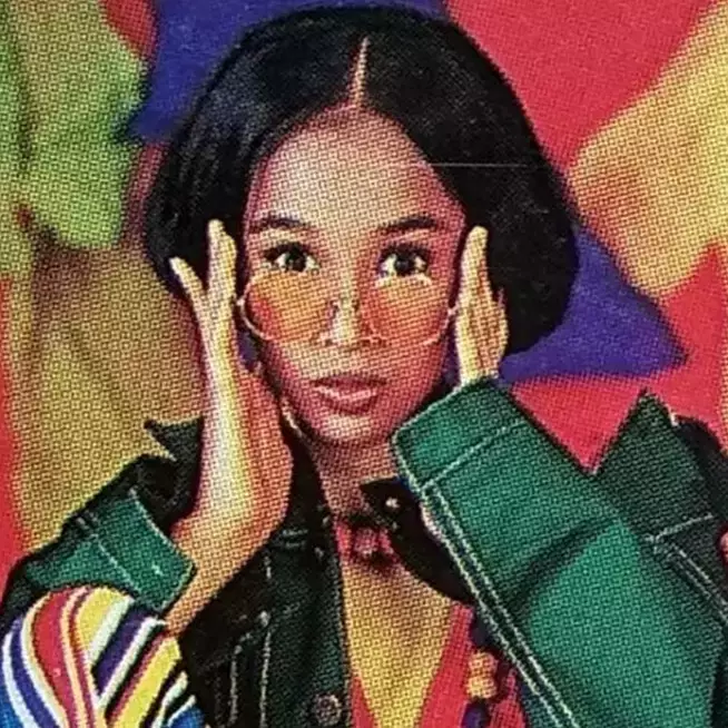 Runner-up Gadis Sampul 1990 ini kini jualan sayur, ini 11 potret terbarunya yang bikin penasaran