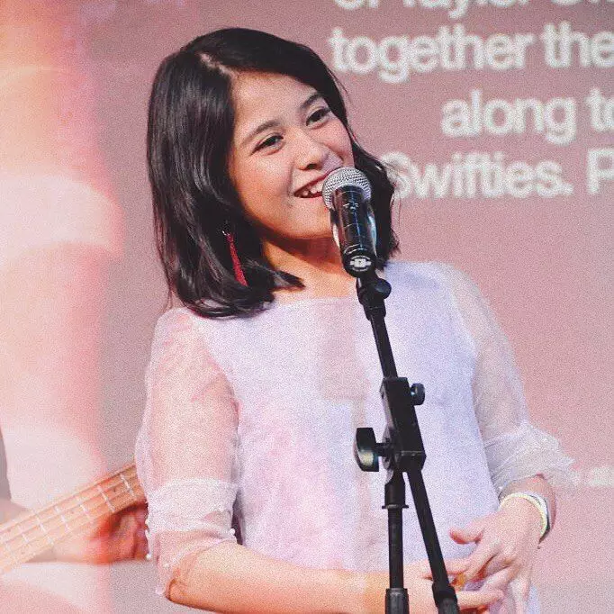 potret bocah foto bareng bj habibie © instagram