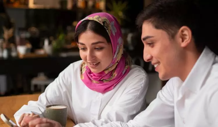 150 Kata-kata Islami tentang jodoh yang menenangkan hati, cocok dibaca saat hati mulai gelisah