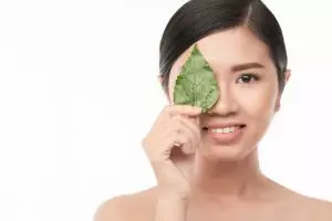 Rahasia awet muda di usia 40 tahun, cuma butuh 1 jenis tanaman hias untuk cegah keriput dan kusam