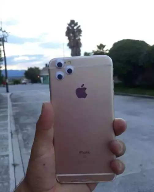 bentuk kamera iphone nyeleneh © berbagai sumber