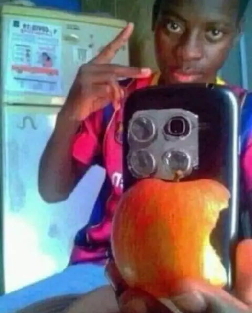 bentuk kamera iphone nyeleneh © berbagai sumber