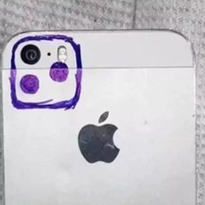 11 Desain kamera iphone paling nyeleneh, ada yang mirip kompor dan CCTV, bikin senyum kecut