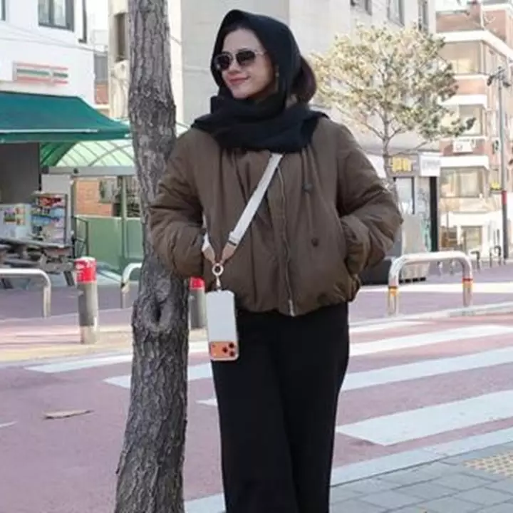 6 Gaya musim dingin Audi Marissa di Korea Selatan, memesona bak pakai hijab