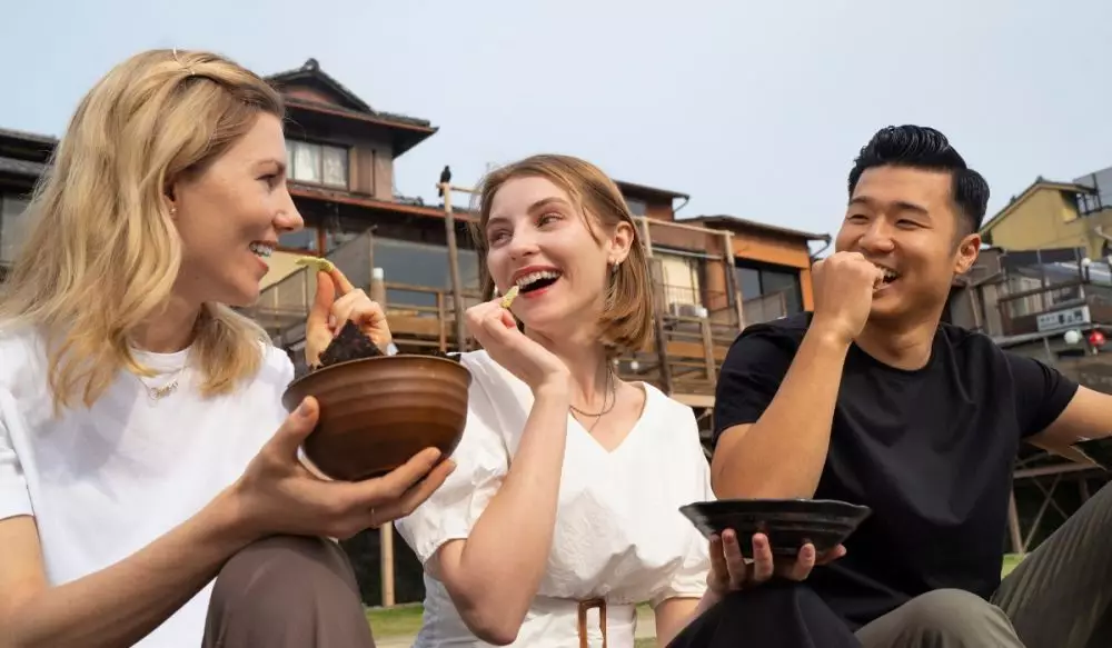 Kata-kata lucu buat teman gokil yang heboh © 2025 Freepik.com