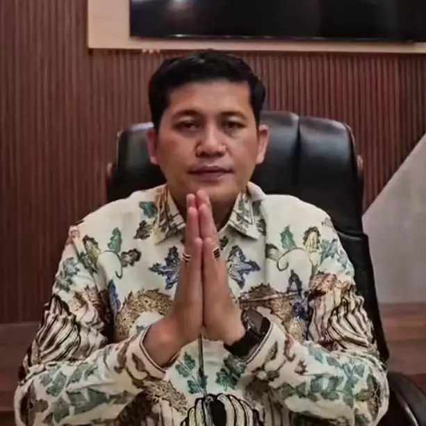 Umrah tanpa izin di tengah darurat bencana, Mirwan Bupati Aceh Selatan minta maaf