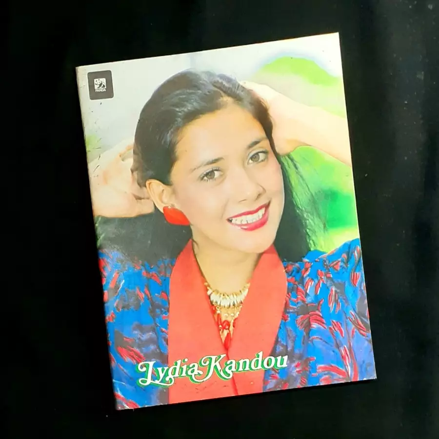 artis jadul jadi model sampul buku tulis © 2023 brilio.net artis jadul jadi model sampul buku tulis © 2023 brilio.net