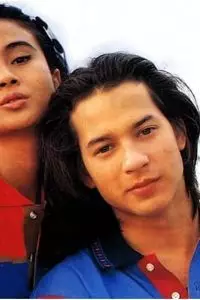 Semasa berkarier, ia telah membintangi lebih dari 50 film dan menelurkan beragam lagu.