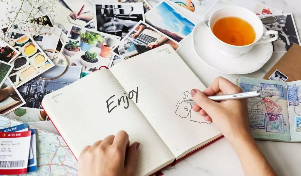 100 Kata-kata bijak inspiratif tentang kehidupan © 2025 brilio.net 100 Kata-kata bijak inspiratif tentang kehidupan © 2025 brilio.net