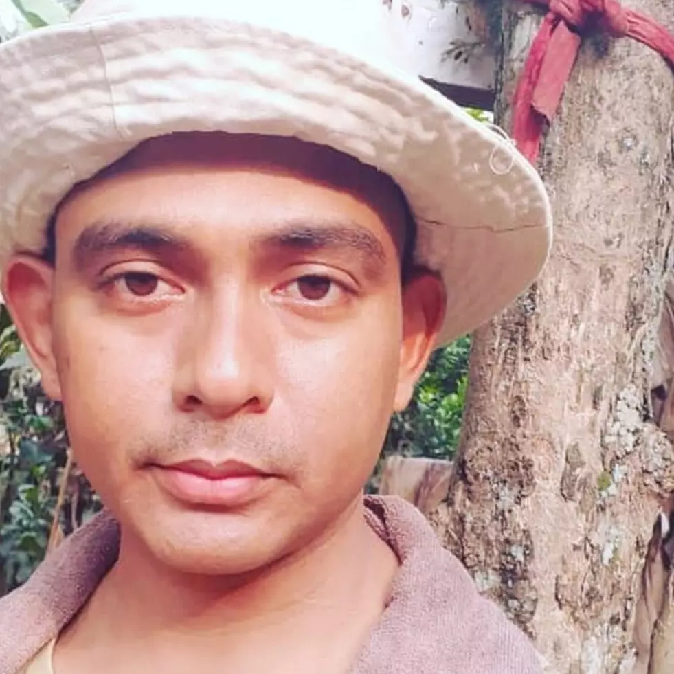 Primadona pada masanya ternyata pernah jadi salesman, intip 9 foto lawas pemeran Jun di Jin dan Jun