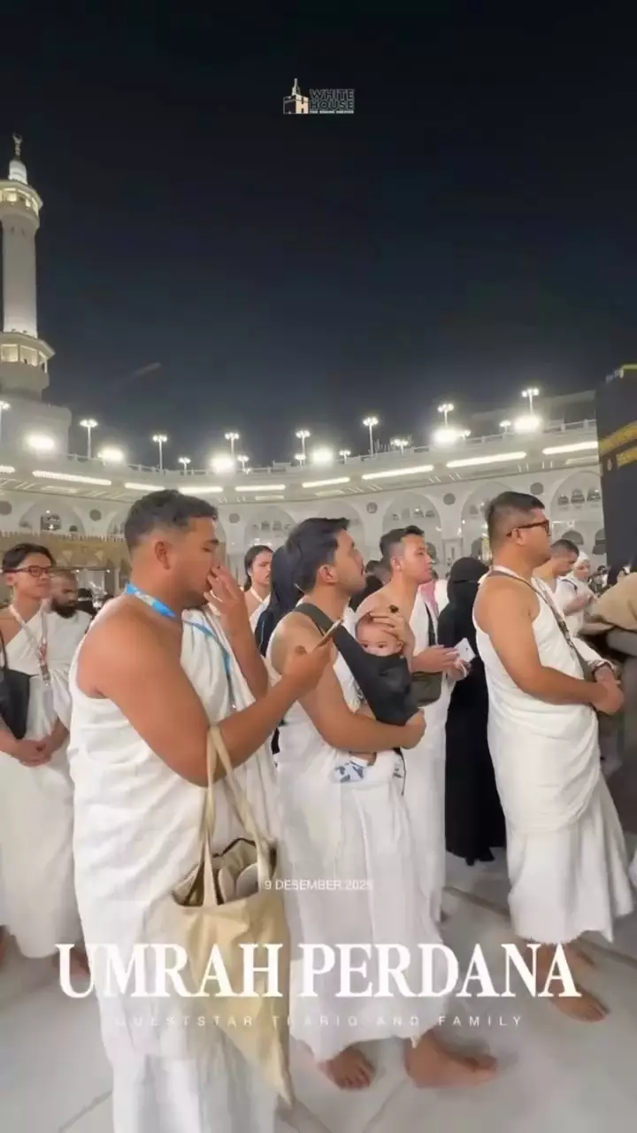 Aaliyah Massaid dan Thariq Halilintar umrah bareng anak © 2025 Instagram Aaliyah Massaid dan Thariq Halilintar umrah bareng anak © 2025 Instagram