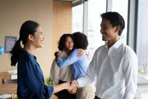 100 Kata-kata perpisahan kantor paling menyentuh, singkat dan bermakna