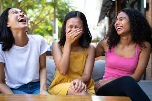 100 Kata-kata absurd receh tapi masuk akal soal kehidupan, bikin senyum tapi mikir