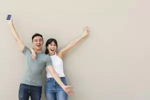 100 Kata-kata PDKT lewat chat penuh kata manis, bikin suasana chat lebih romantis