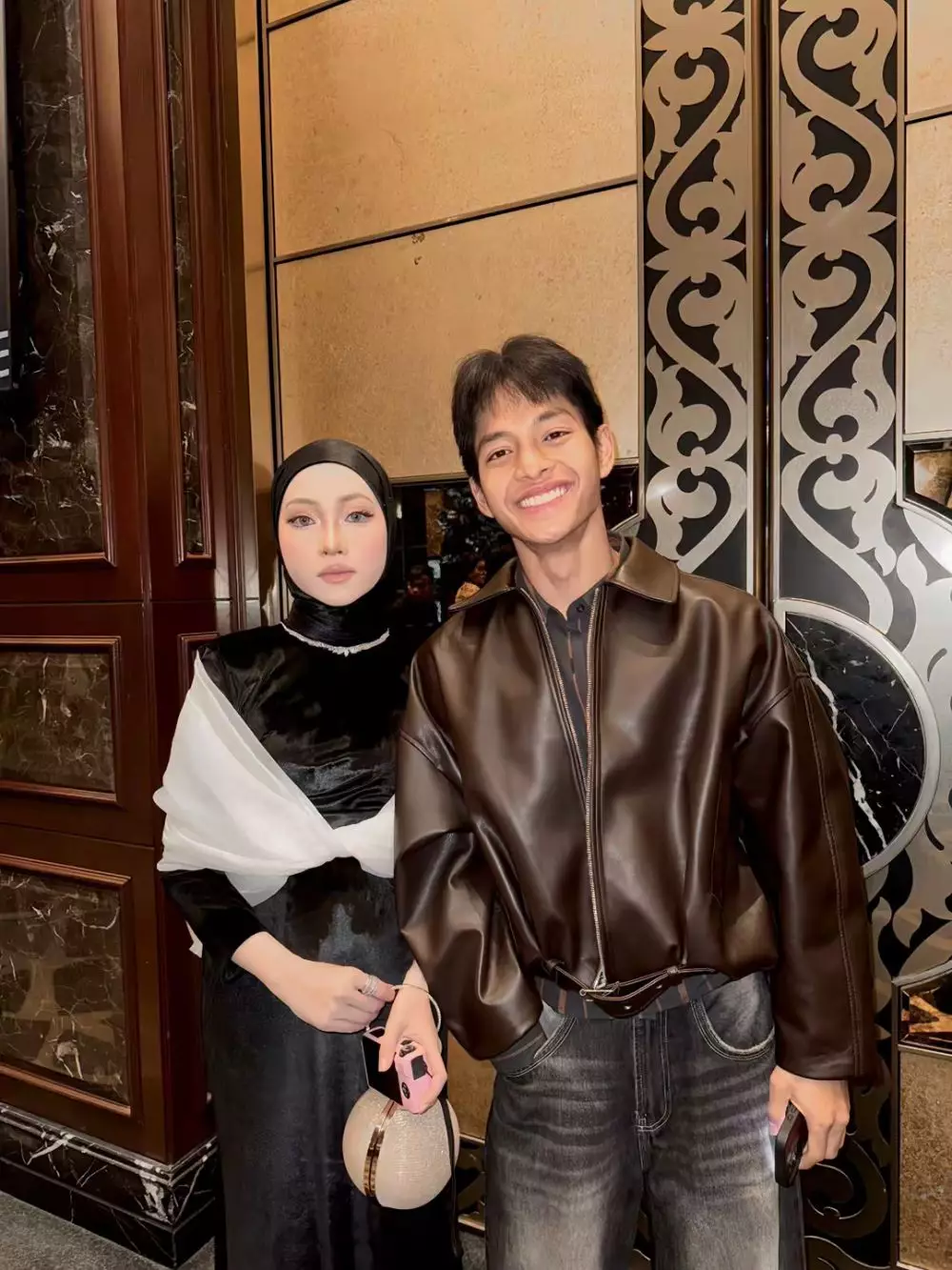 Jule dituding jadi selingkuhan Yuka suami Aya Balqis © 2025 brilio.net Jule dituding jadi selingkuhan Yuka suami Aya Balqis © 2025 brilio.net