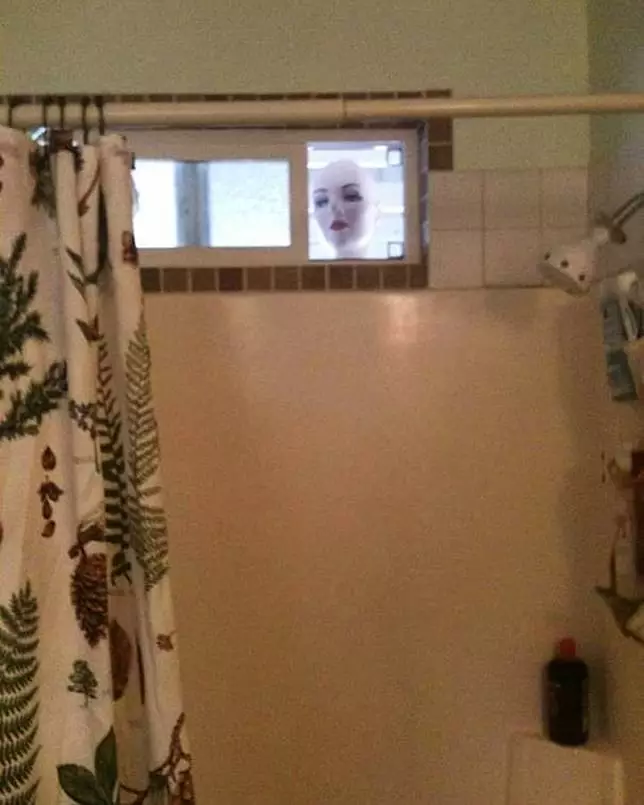 benda dikira hantu © Instagram benda dikira hantu © Instagram