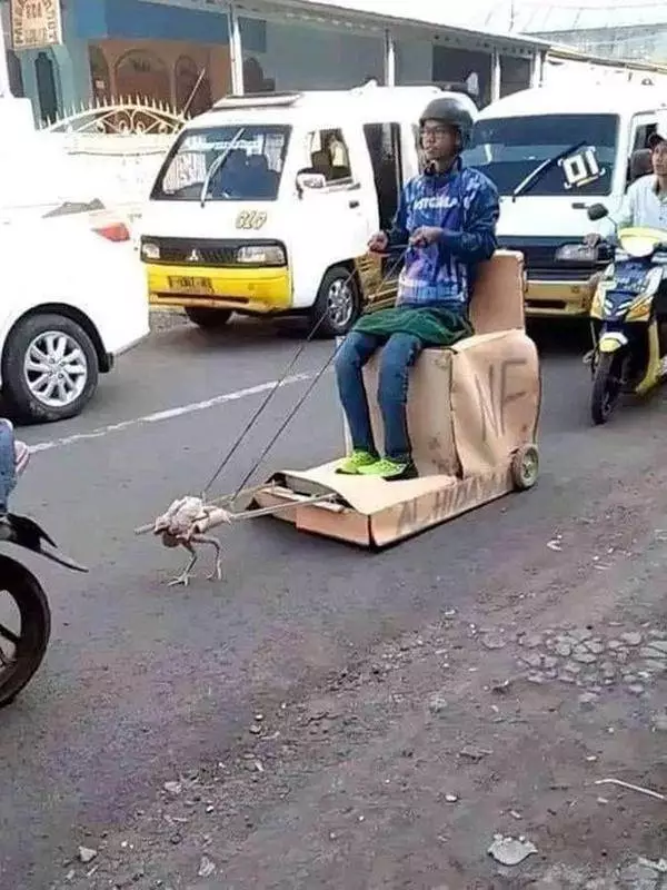 pengendara nyusahin diri © berbagai sumber pengendara nyusahin diri © berbagai sumber