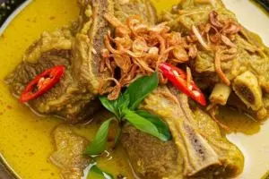 9 Resep gulai kambing rumahan yang empuk dan tidak prengus, cocok untuk menu spesial keluarga