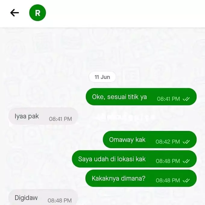 balasan kocak chat customer © Twitter
