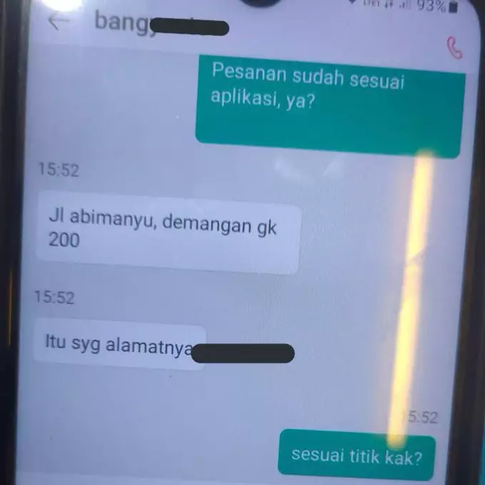 balasan kocak chat customer © Twitter