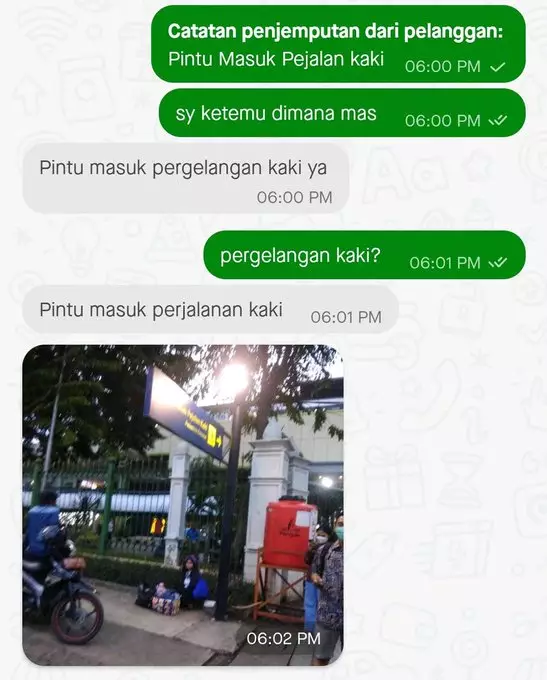 balasan kocak chat customer © Twitter