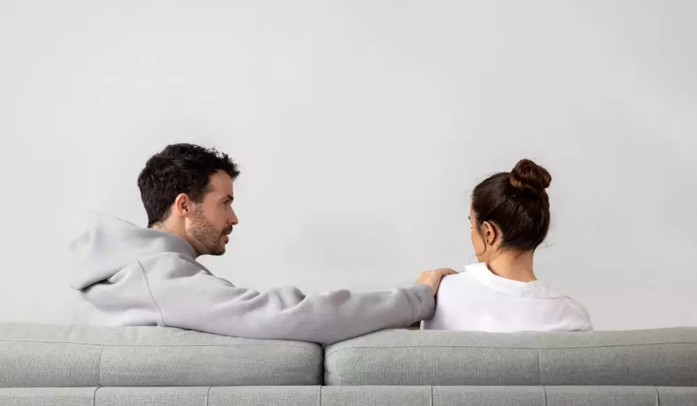 100 Kata-kata cinta realistis yang menguatkan hubungan saat mulai lelah © 2025 brilio.net