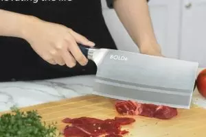 9 Rekomendasi pisau daging terbaik di bawah Rp200 ribu, potong daging dan tulang jadi lebih mudah