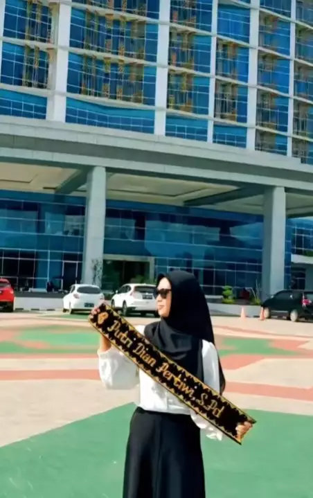 Dihina gegara kerja cuma cleaning service © TikTok