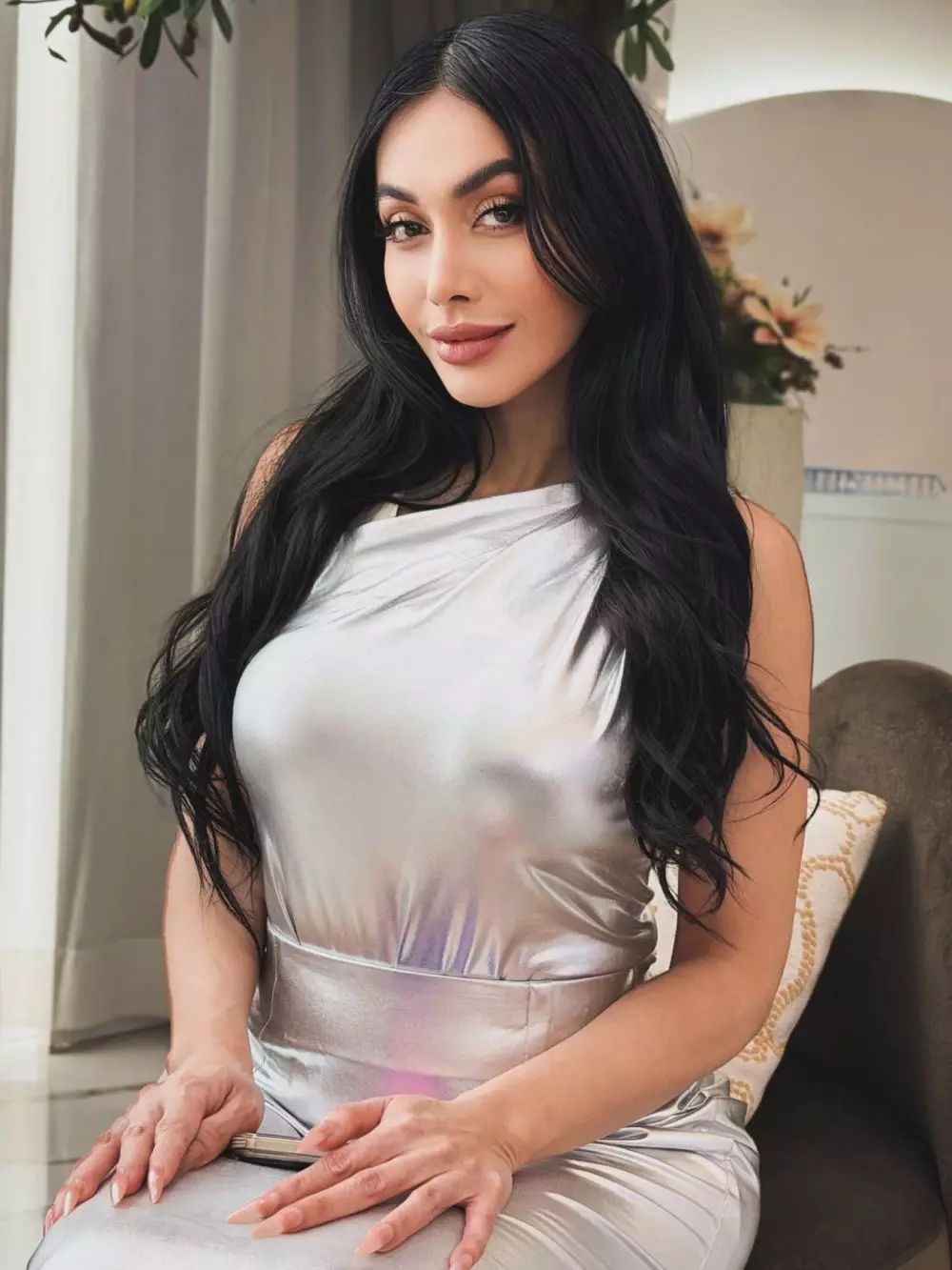 Denada kembali putuskan oplas dada © Instagram