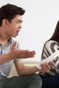 Dalam diam, hati belajar memahami bahwa tidak semua cinta dapat diperjuangkan hingga akhir.