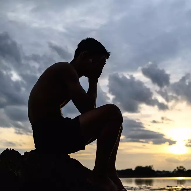 100 Kata-kata sedih anak rantau rindu keluarga, menyentuh hati