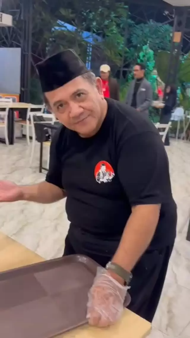 Harry De Fretes kini banting stir © Instagram Harry De Fretes kini banting stir © Instagram