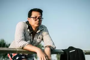 100 Kata-kata galau bahasa Jawa yang dalam rasanya, diam-diam ngena