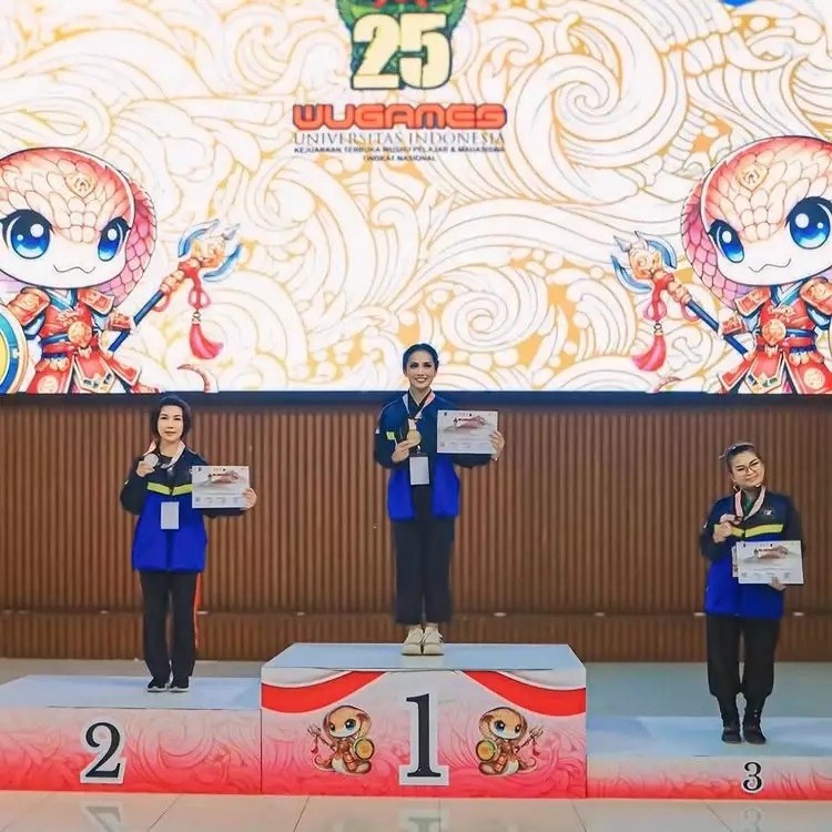 Krisdayanti raih emas kejurnas wushu © 2025 Instagram