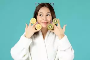 Pori-pori gede dan komedo hilang! Cukup pakai 1 buah ini wajah mulus tanpa serum AHA BHA, emang bisa?