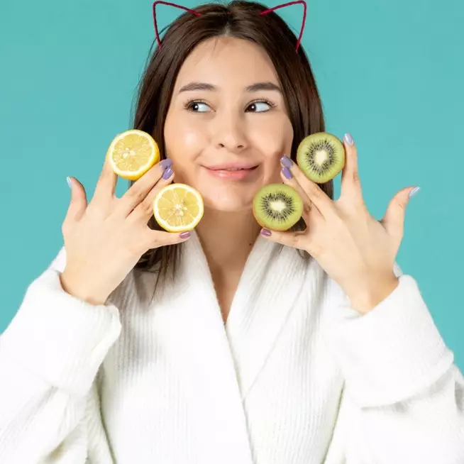 Pori-pori gede dan komedo hilang! Cukup pakai 1 buah ini wajah mulus tanpa serum AHA BHA, emang bisa?