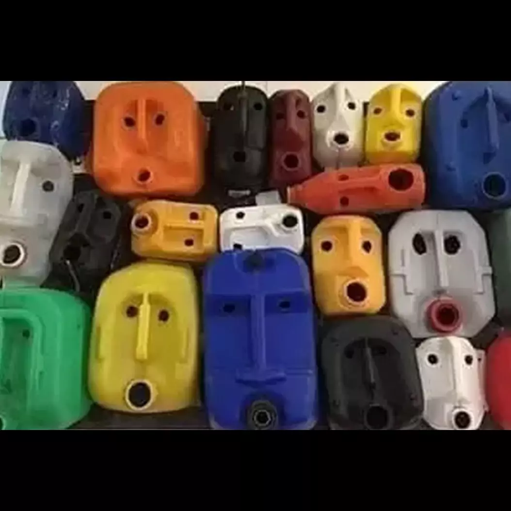 11 Potret wadah ini punya ekspresi mirip wajah manusia, penampakannya bikin mikir keras