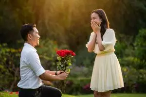 100 Kata-kata mengungkapkan perasaan ke gebetan dalam bahasa Inggris dan artinya, simpel tapi dalam