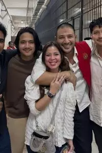 7 Potret bahagia Ammar Zoni saat bertemu kedua adiknya, akhirnya bisa foto bersama