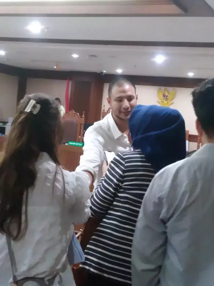 Foto Ammar Zoni bersama Aditya Zoni dan Panji Zoni © 2025 brilio.net