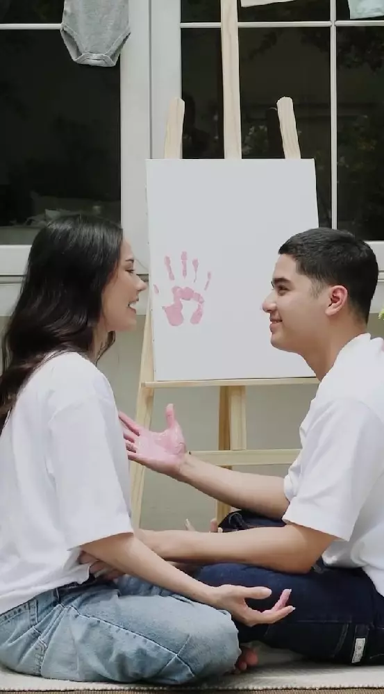gender reveal anak pertama Alyssa Daguise © Instagram